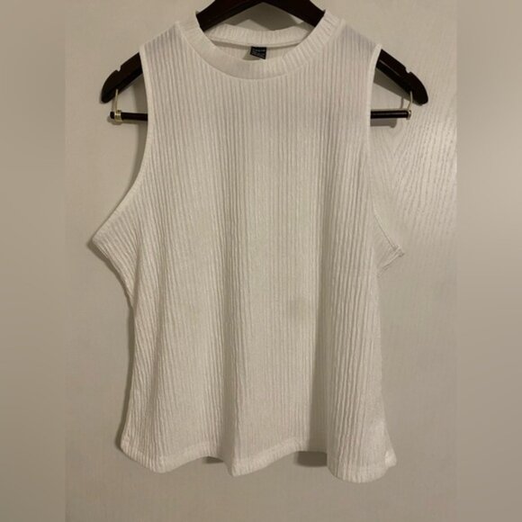 SHEIN Tops - SHEIN White Fashion Tank Top – Size XL ( runs small)– Lightweight & Stylish